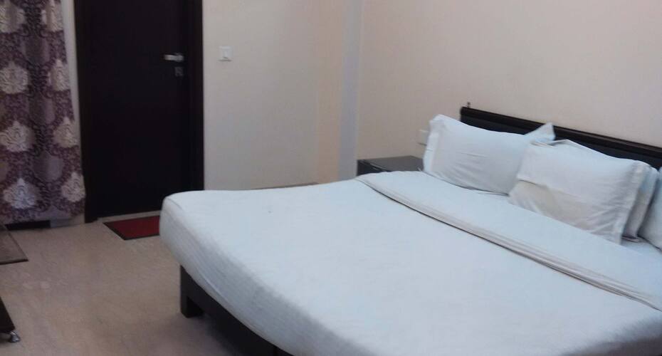 Surendra Residency Safdurjung, New Delhi 2